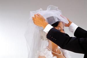 エンゲージリング広島の老舗専門店